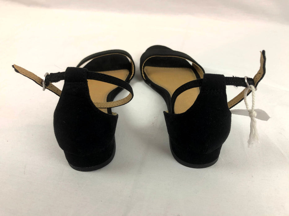 New Fioni Black Sandals Size 6