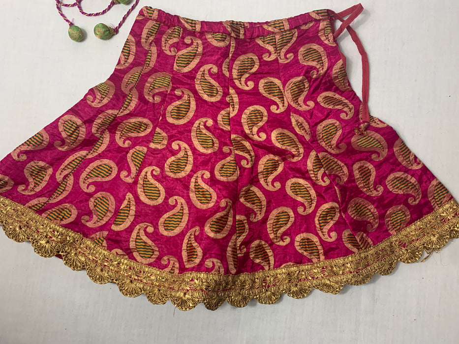 Girls Indian Outfit Size Small (4t/5t)
