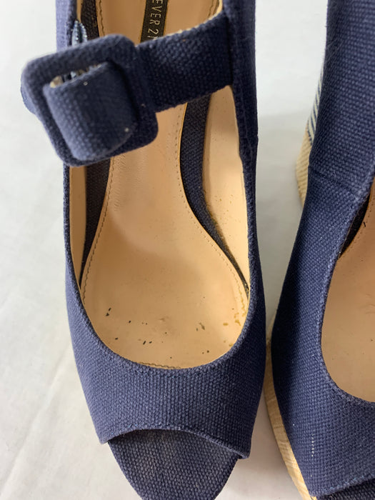 Forever 21 Women's Shoes Size 9