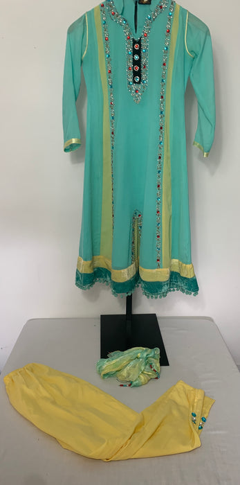 Indian Outfit Size XS