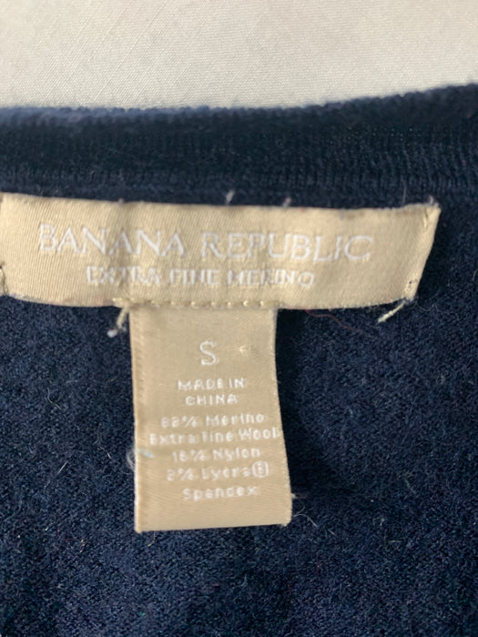 Banana Republic Women's Cardigan Size Small
