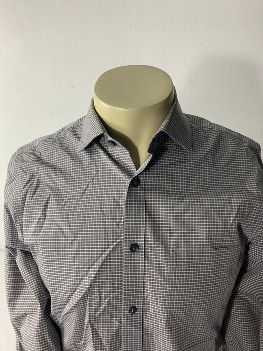 Mens Fitted Shirt Size Medium