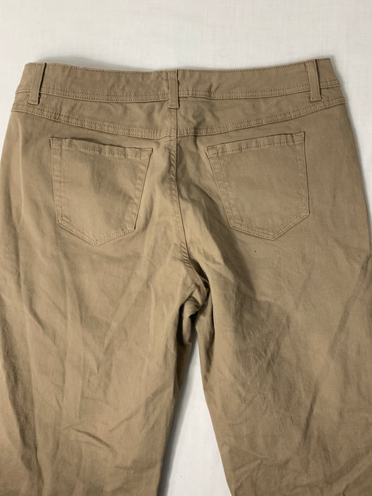 Bandolino Pants Size 14