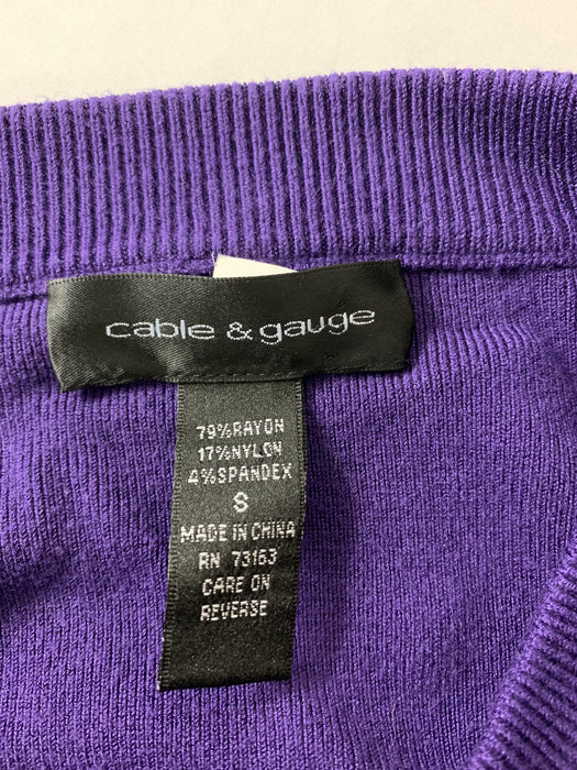 Cable & Gauge Women's Cardigan Size Small