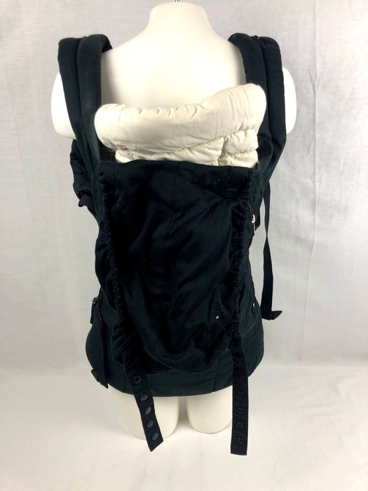 Ergo Baby Organic Baby Carrier with Snug Infant Insert