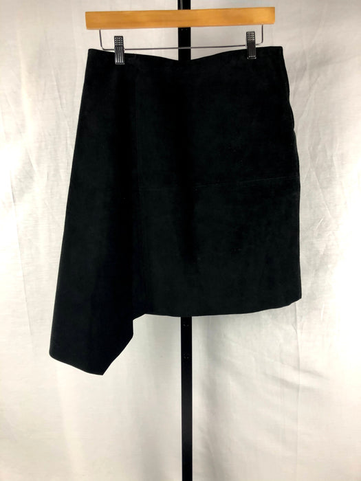 United Colors of Benetton Black Skirt Size 4