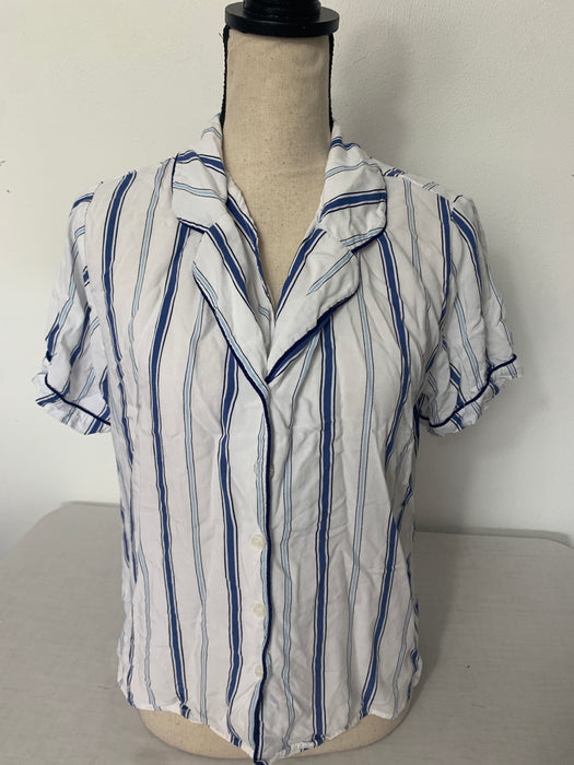 Forever 21 Button Down Shirt Size Large