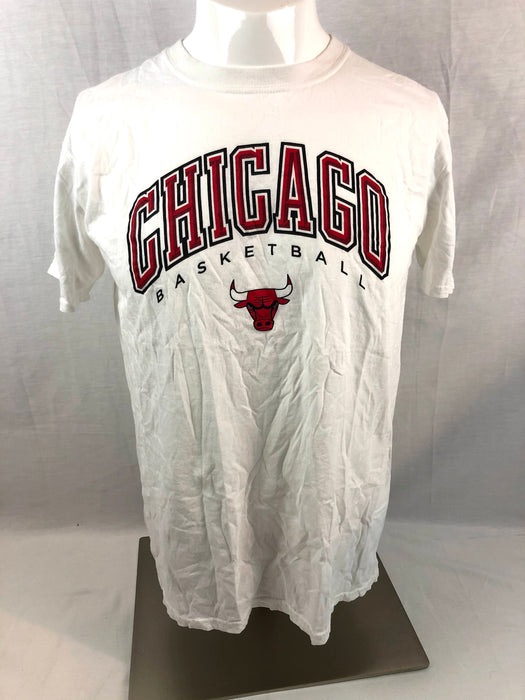 Chicago Bulls White T-Shirt Size L