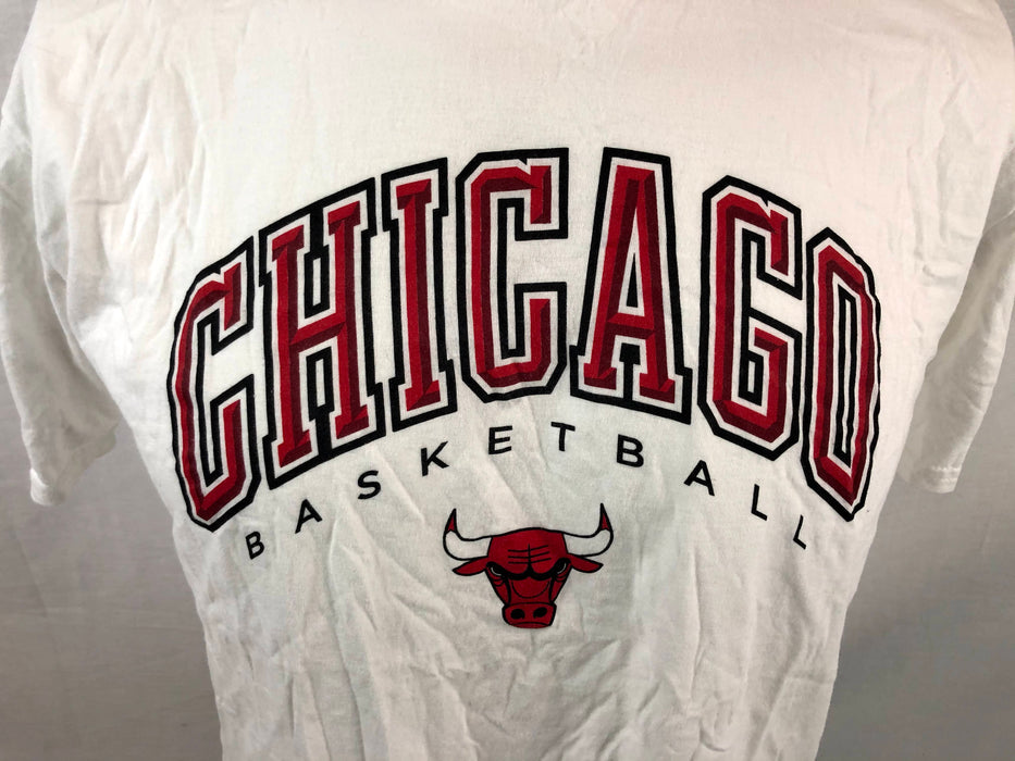 Chicago Bulls White T-Shirt Size L