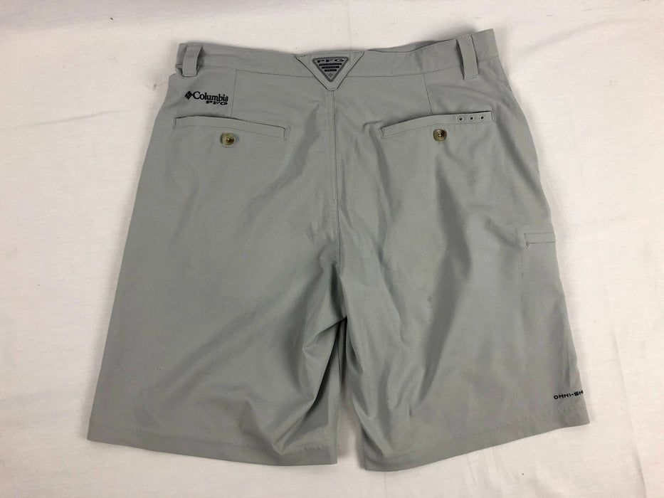 Columbia Grey Shorts Size 34 X 10