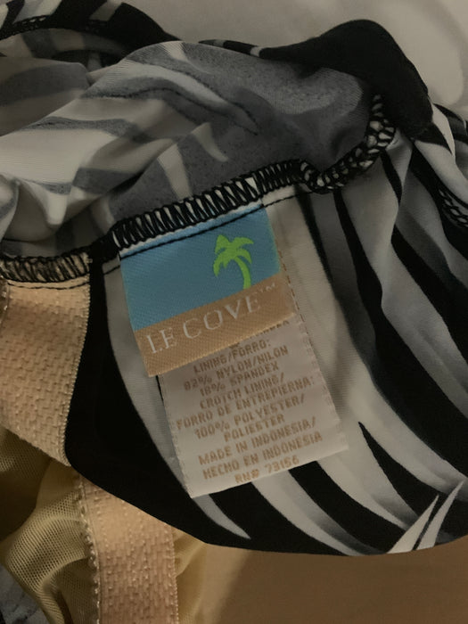 LE Cove Swim Suit Size 18