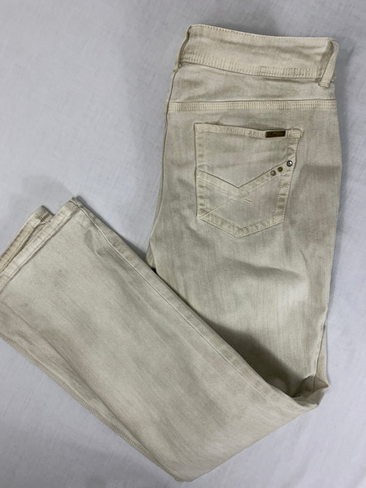 Shimming By Chico's Size .5 Short (Small/6)