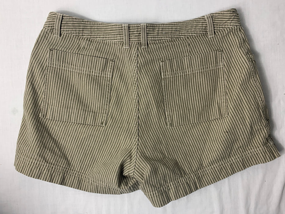 Riveted By Lee Shorts Size 16