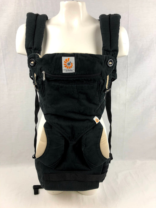 Ergo Baby Carrier With Infant Insert