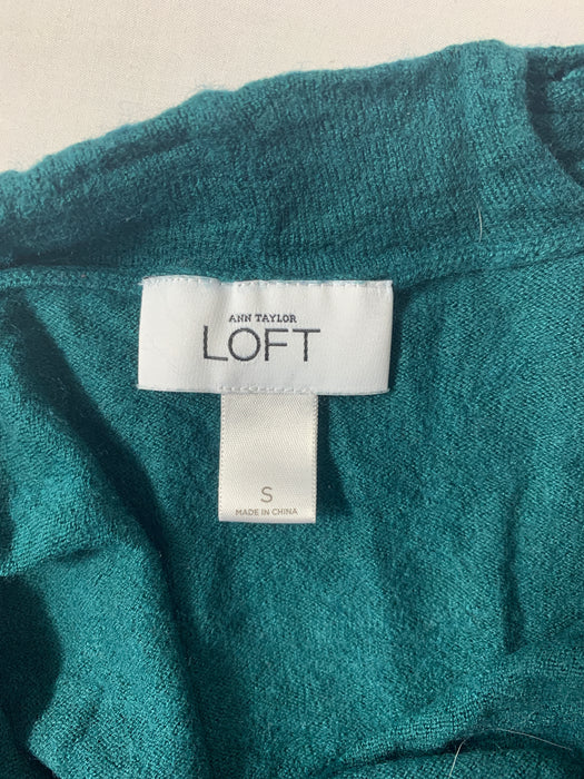 Loft Womans Sweater Size Small