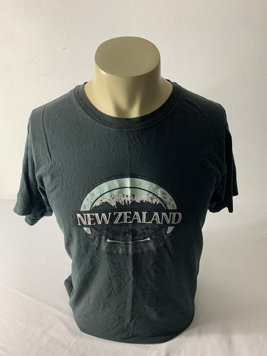 Kiwi Planet New Zealand Shirt Size Large