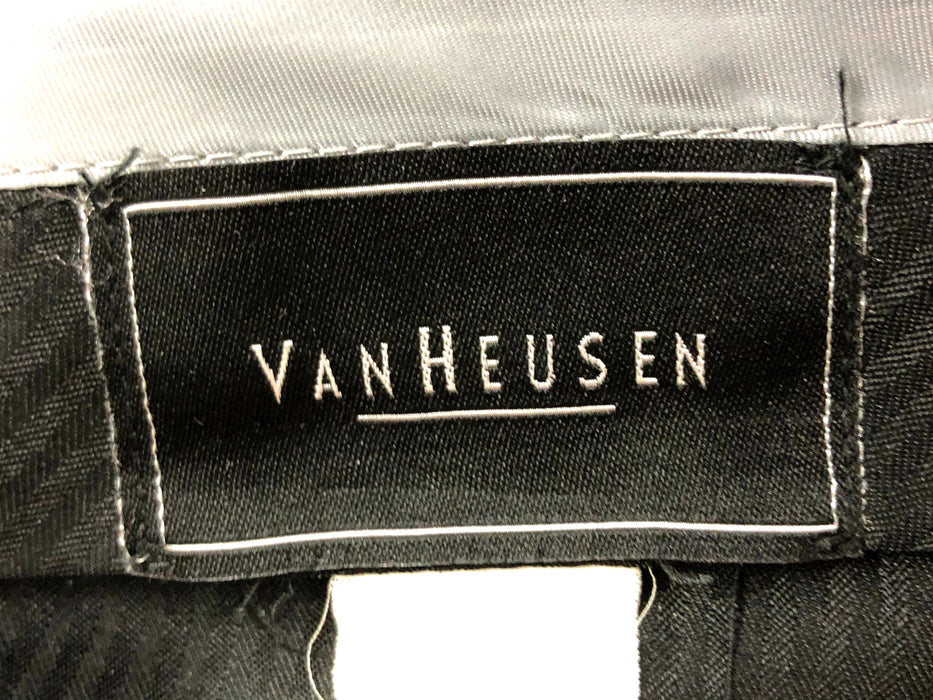 VanHeusen 2 Piece Black Suit Size 42L