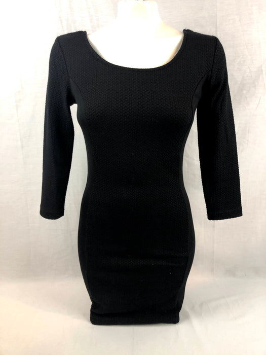Divided by H&M Black long sleeve bodycon dress  Long sleeve bodycon, Black  bodycon dress long sleeve, Long sleeve bodycon dress
