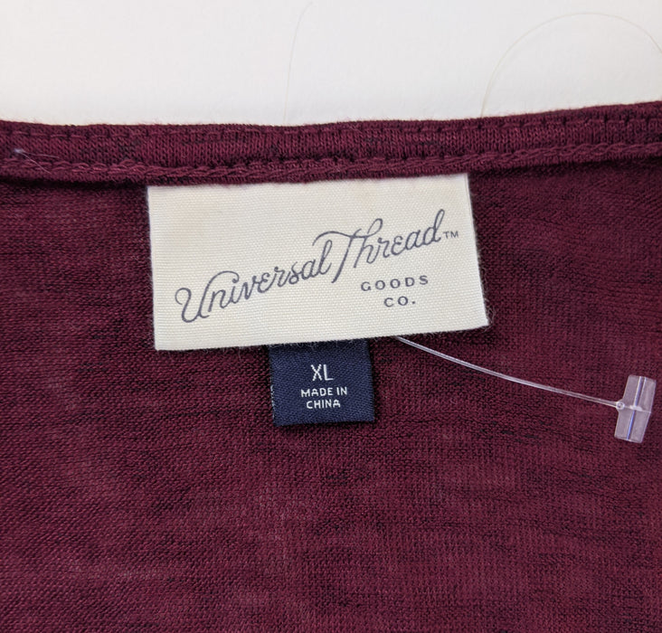 Universal Thread Women's Knit Shirt Size XL