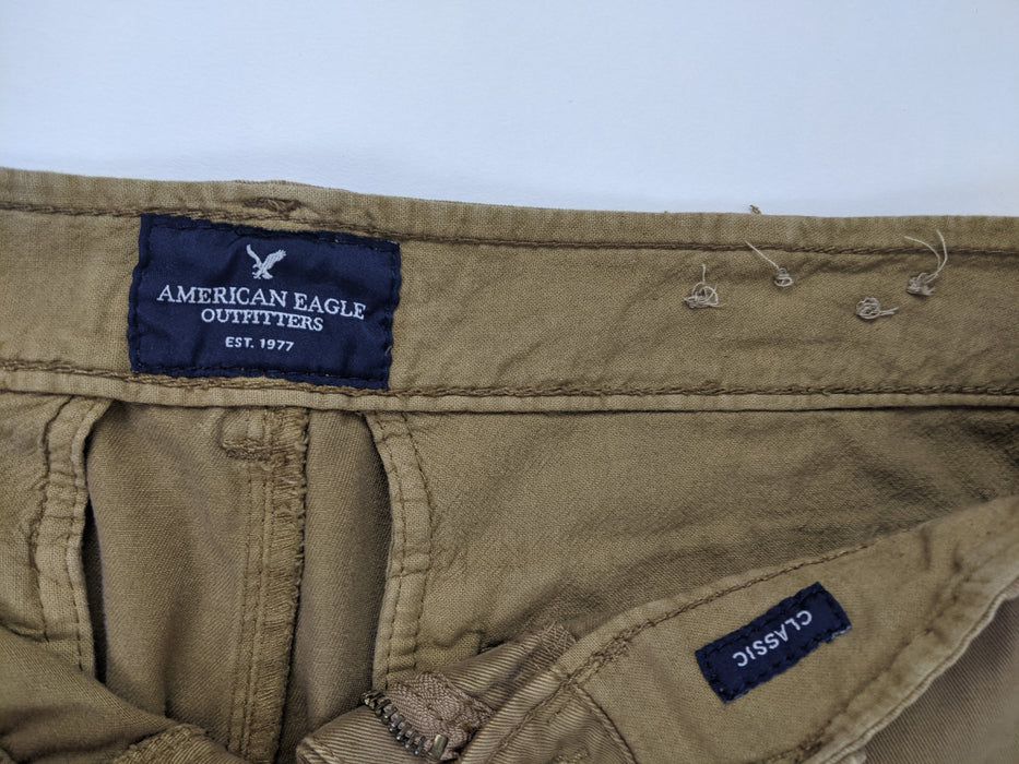American Eagle Men's Shorts Size 32