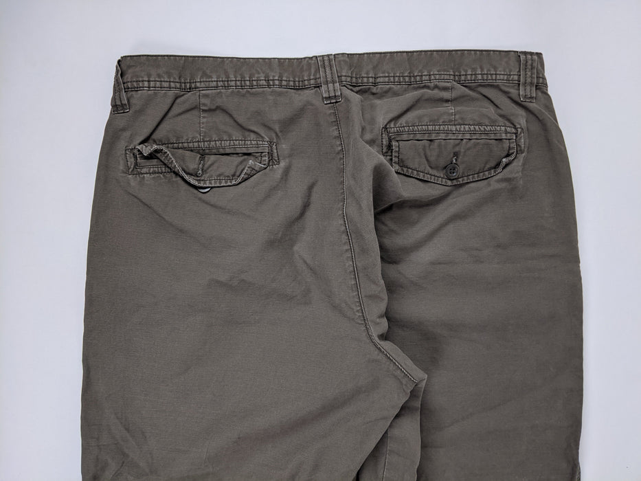 VanHeusen Men's Pants Size 36/30