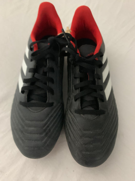Adidas cleats size 7