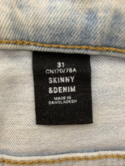 Woman’s Skinny Jeans Size 31