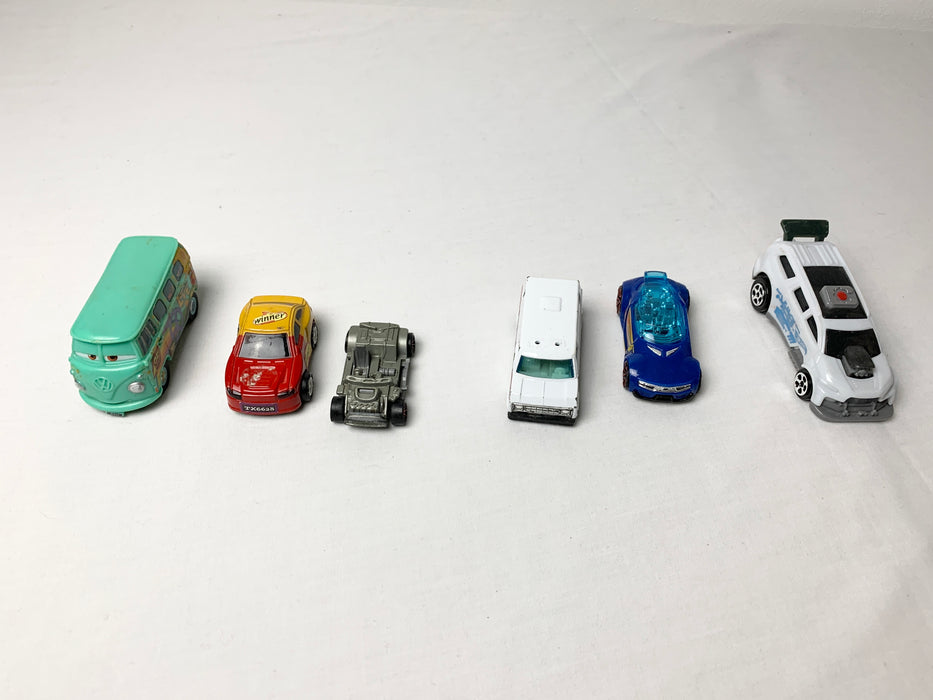 Bundle 15 small race cars