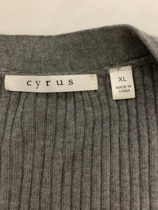 Cyrus womans cardigan Size XL