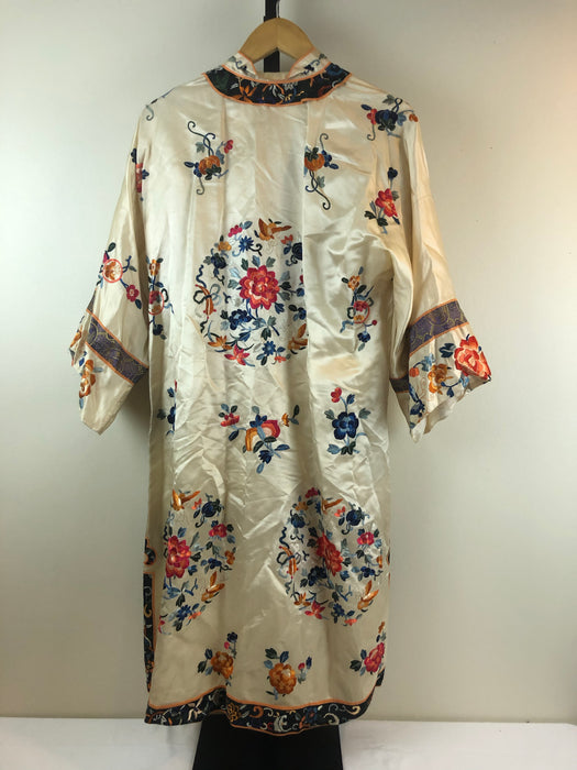 Women’s embroidered robe