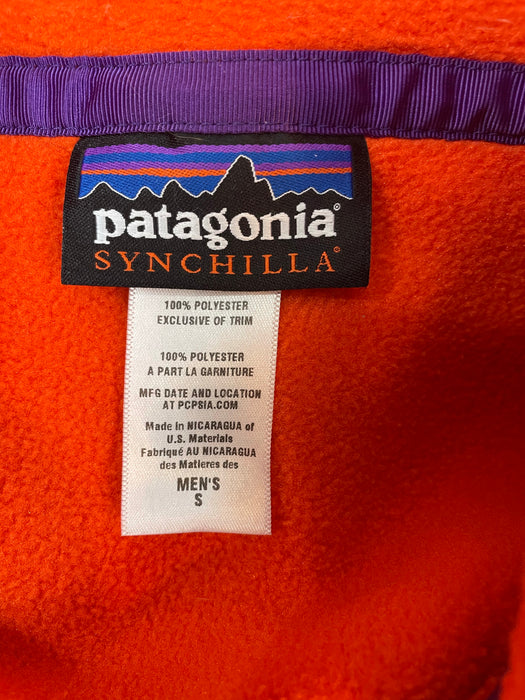 Patagonia men’s sweatshirt