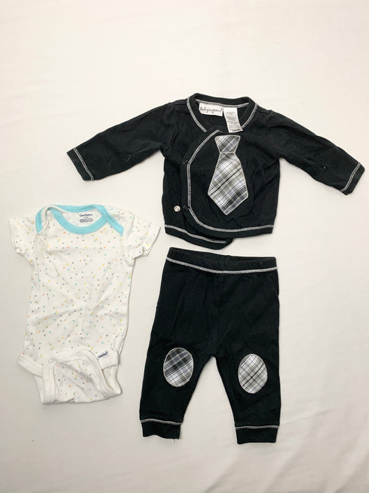 Bundle baby clothes size 0-3 months