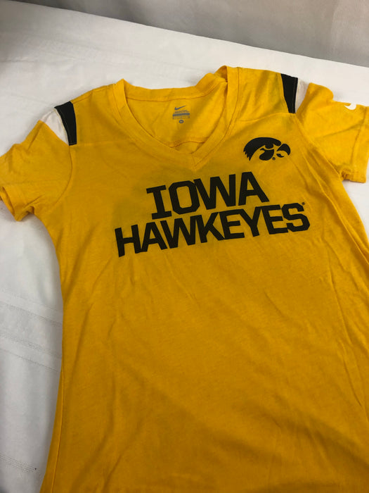 Women’s Nike Iowa Hawkeyes T-shirt