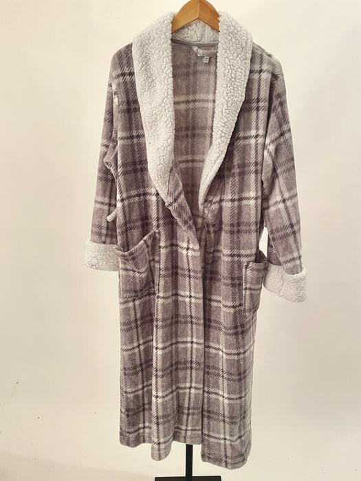 Sonoma Faux Fur Plaid Robe Size_L