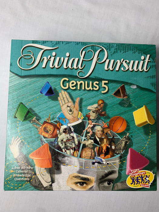 NWT Trivial pursuit genius five
