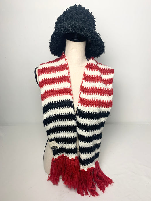 Bundle Womans scarf and hat