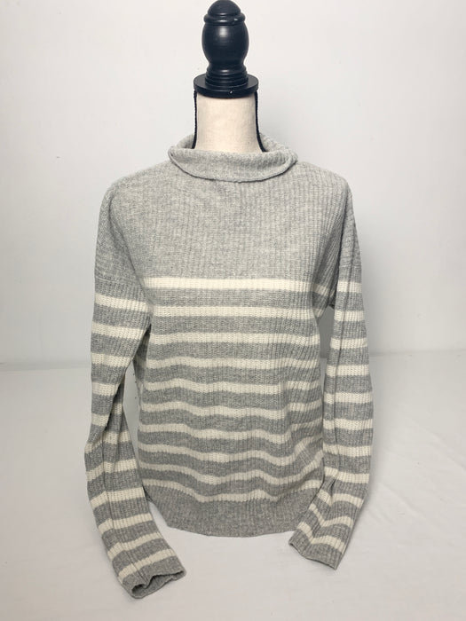 Ann Taylor women’s sweater size large