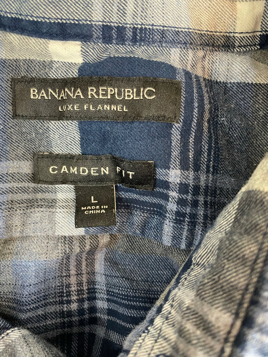 Banana republic men’s plaid button down shirt