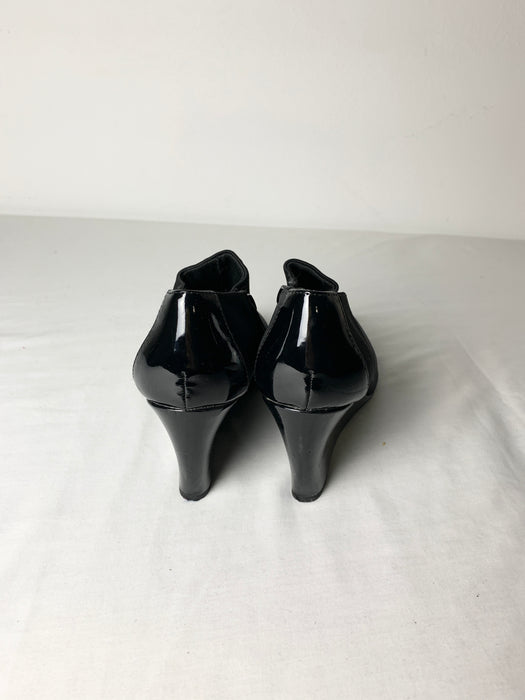 bandolino womans shoe Size 8m
