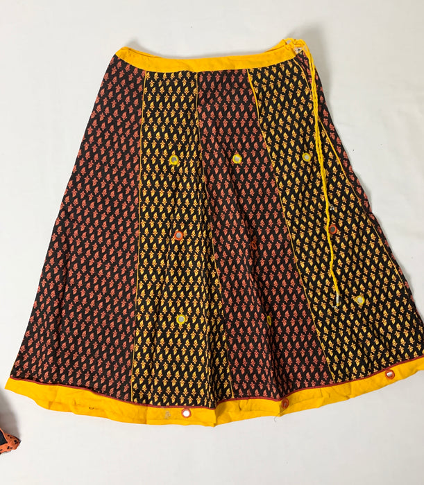Indian shirt, skirt and scarf size girls 4-5